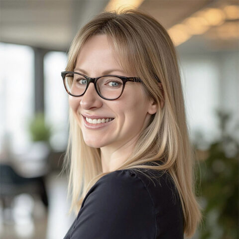 Dr Alexay Tamas